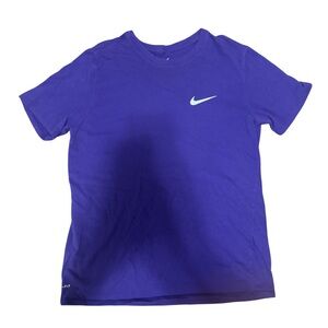 Nike Kids Short Sleeve Tee in Bold Purple